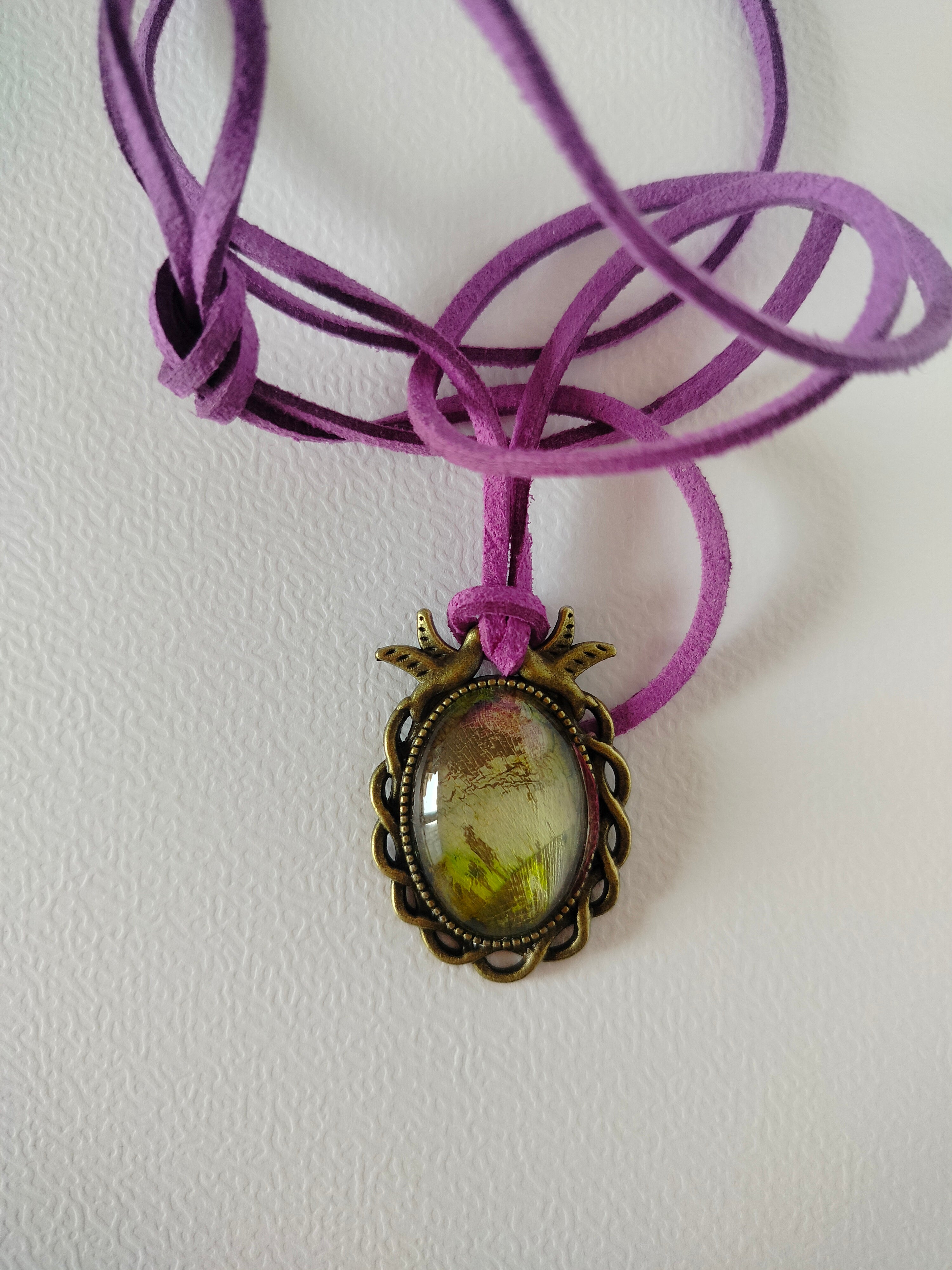 Ciondolo con cordino Petalo