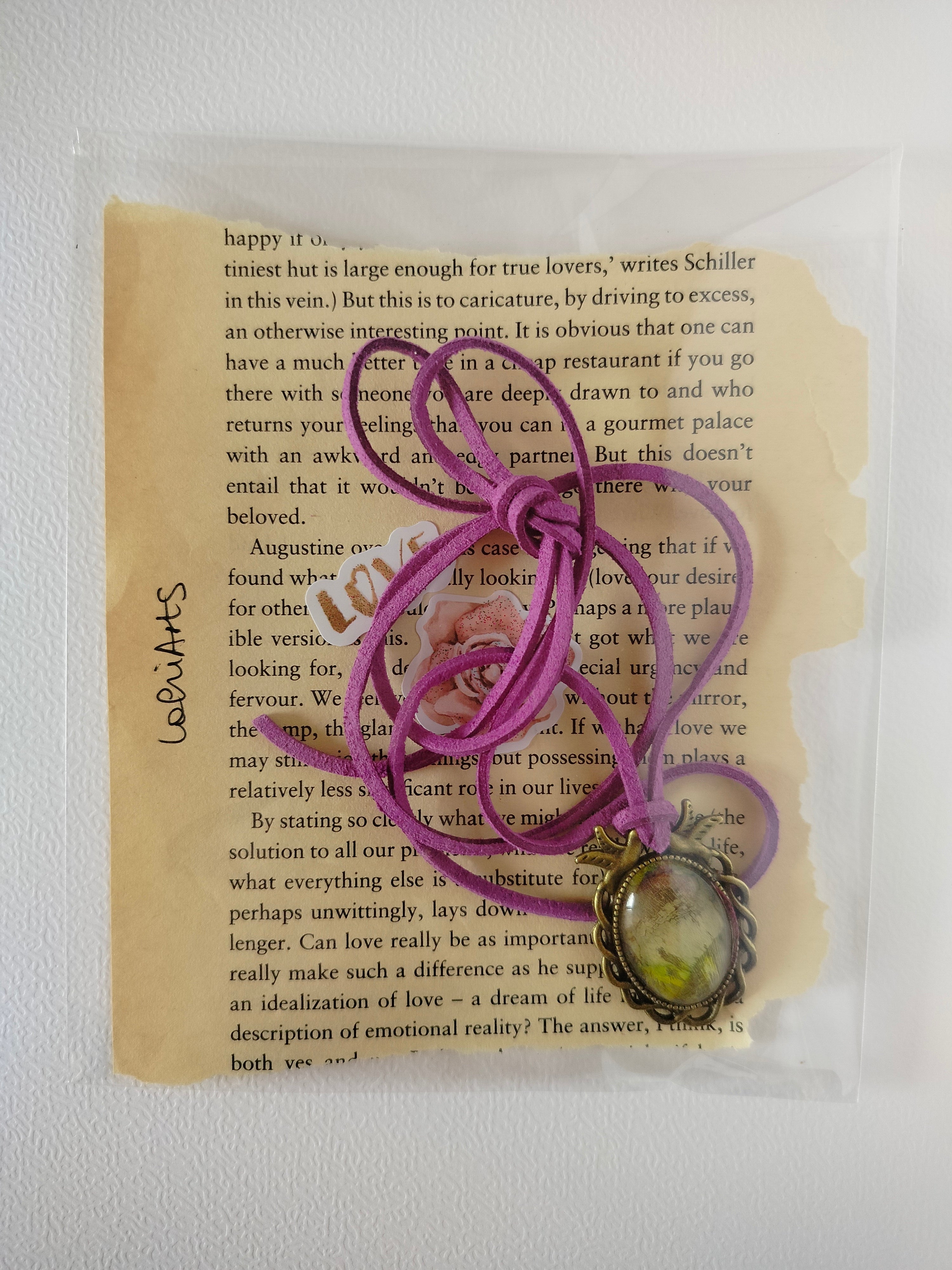 Ciondolo con cordino Petalo