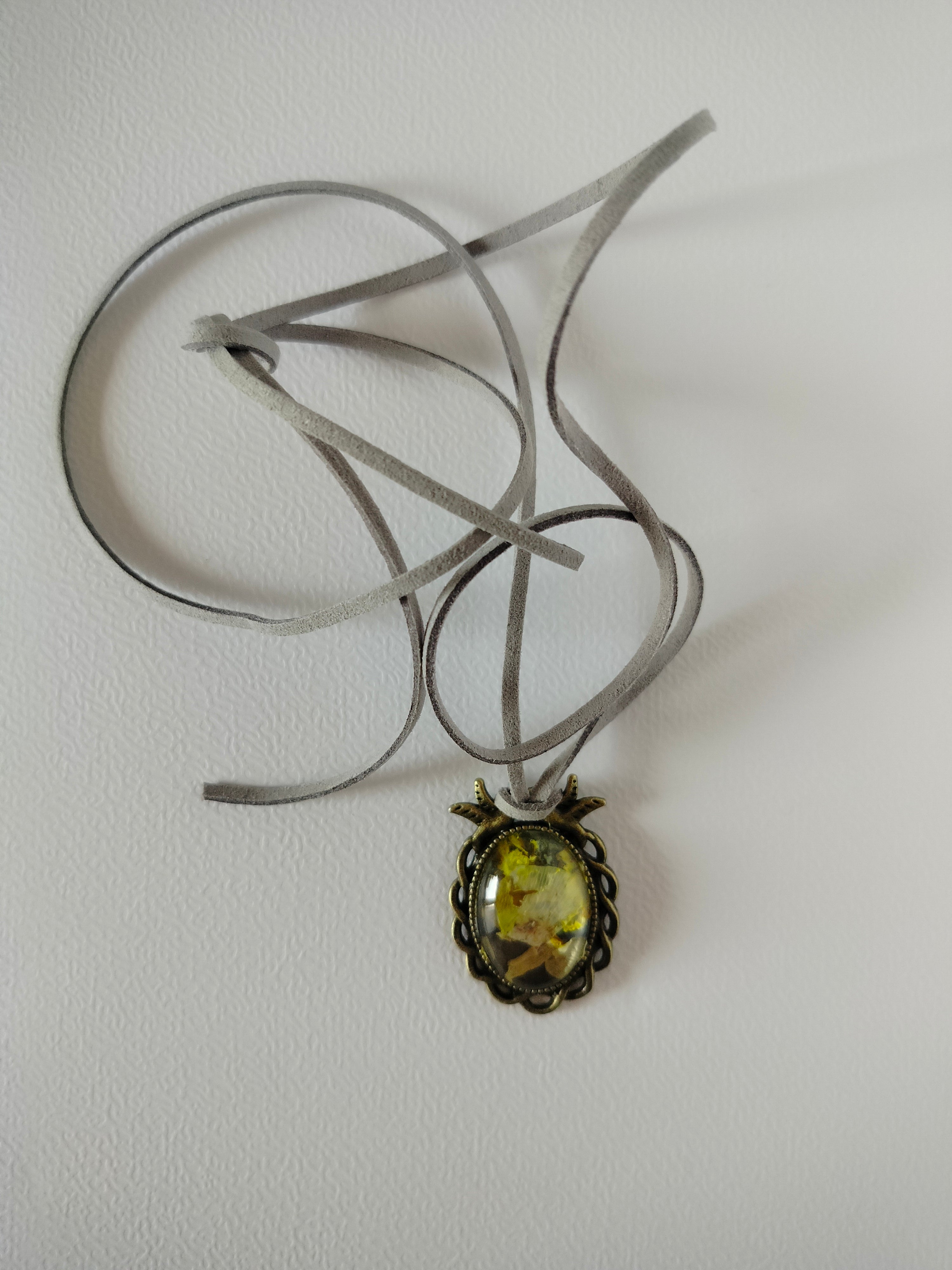 Ciondolo con cordino Terriccio